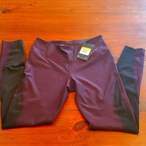 Nwt Nike dri fit power legging small